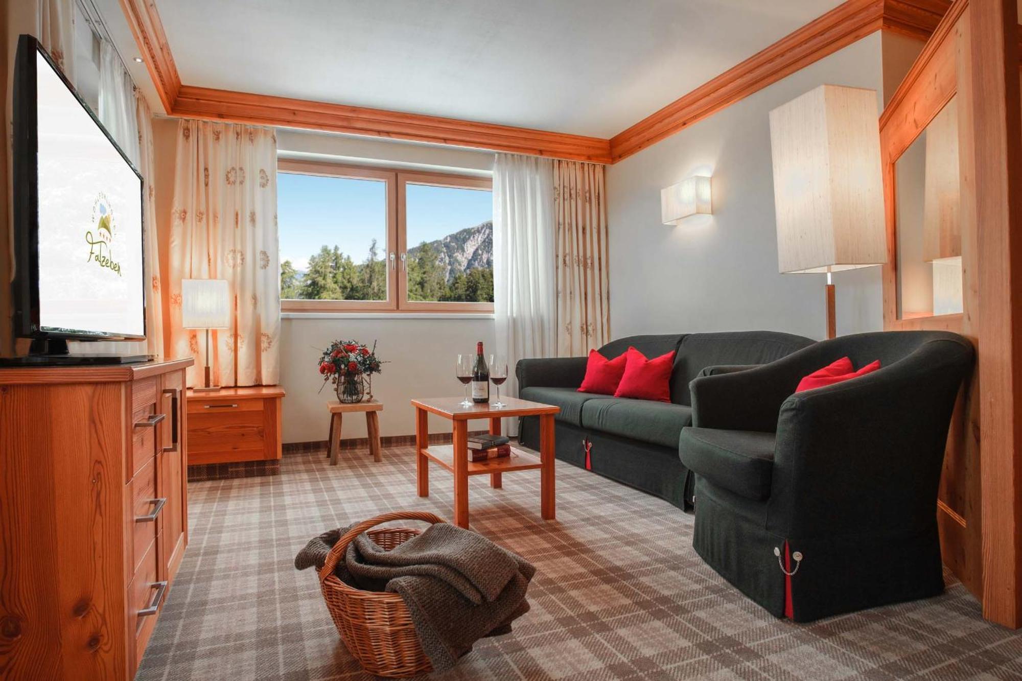 Wohlfuhlhotel Falzeben Hafling Buitenkant foto